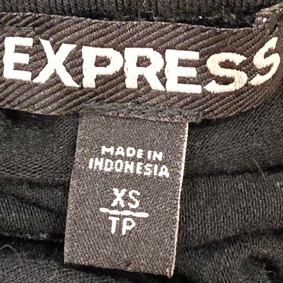 🖤Express XS Black Short Sleeve Shirt with Gathered Waist - Picture 3 of 4